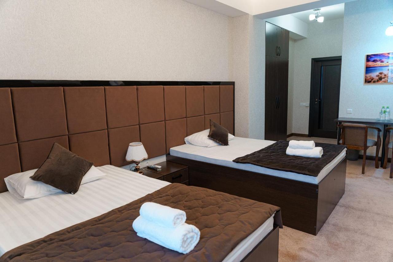 Grey Hotel Душанбе Экстерьер фото