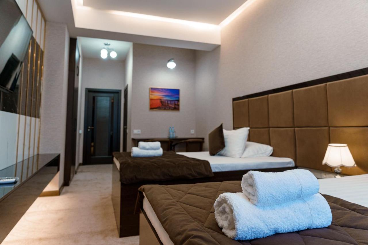 Grey Hotel Душанбе Экстерьер фото