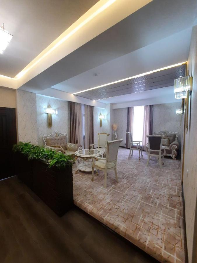 Grey Hotel Душанбе Экстерьер фото