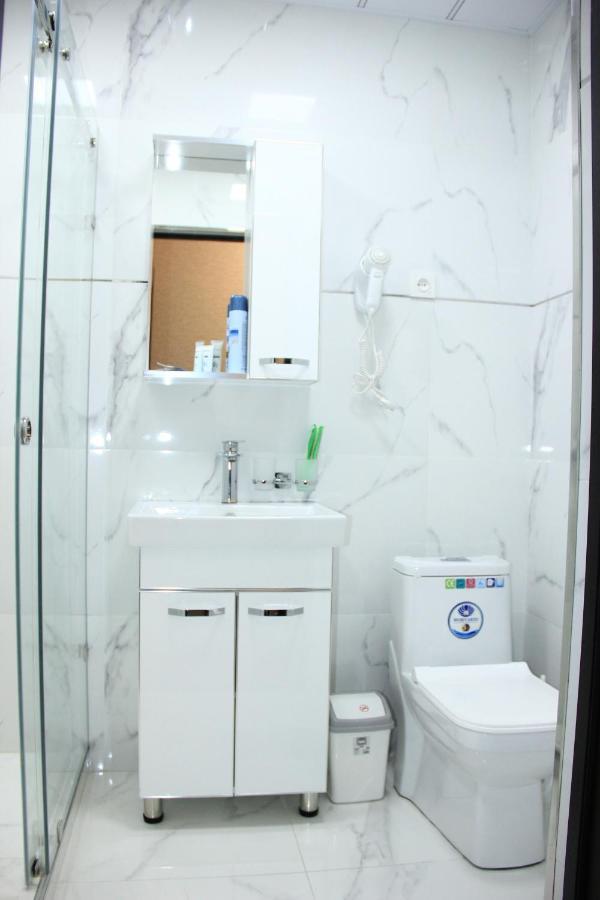 Grey Hotel Душанбе Экстерьер фото
